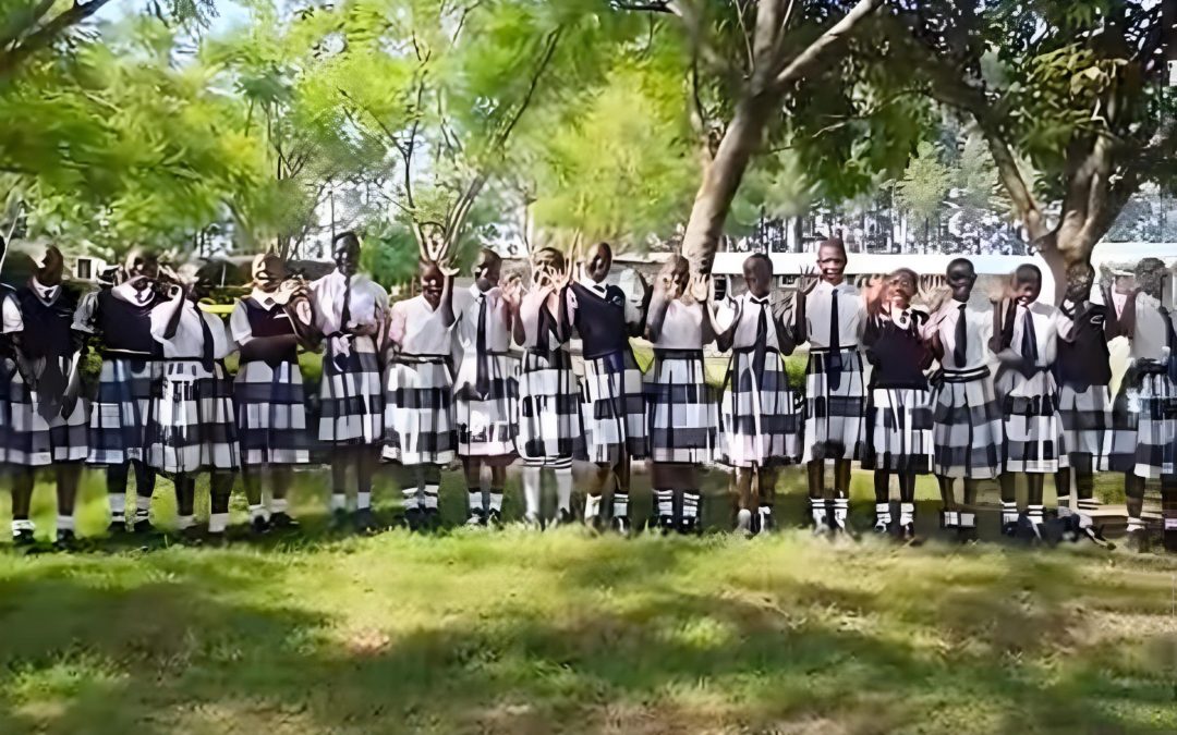 Neue Partnerschule in Kenia: Austausch über Grenzen hinweg