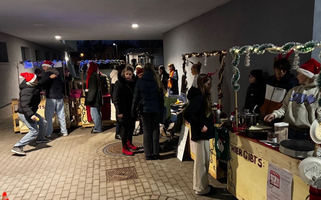 Vorweihnachtliche Atmosphäre und Gala am Kant